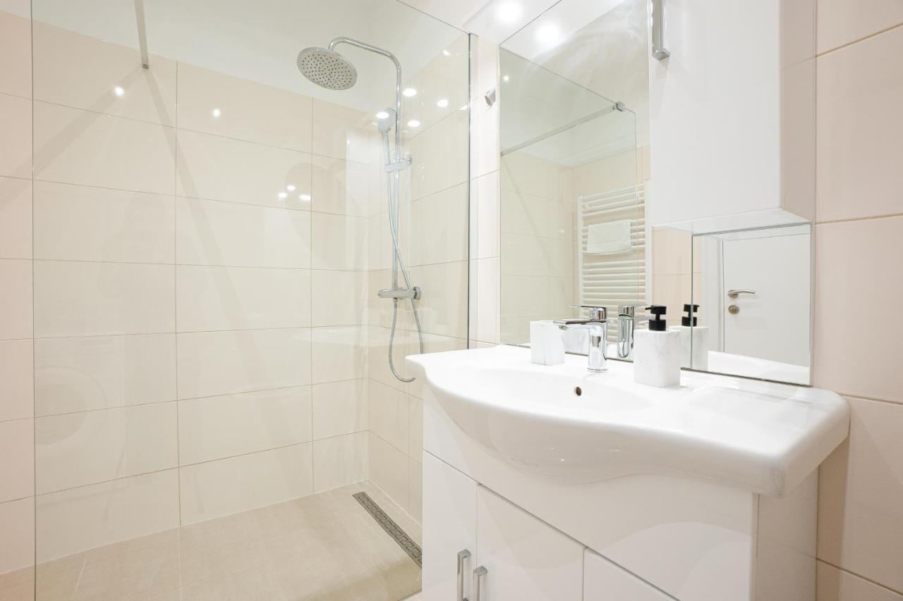 Apartment In The Central Area. 5 Minute'S Walk To The Danube. Viena Exterior foto